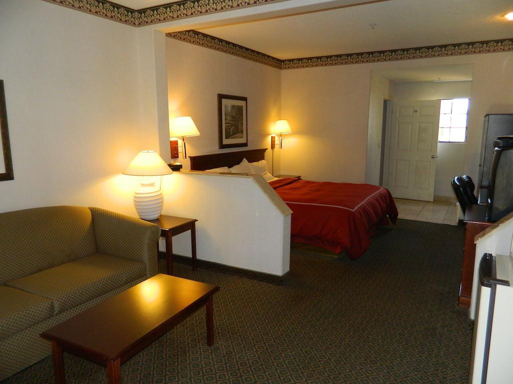 Capital Suites 布莱斯 客房 照片