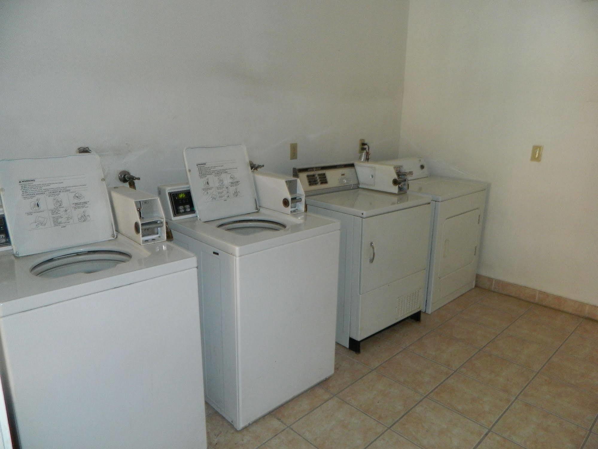 Capital Suites 布莱斯 外观 照片